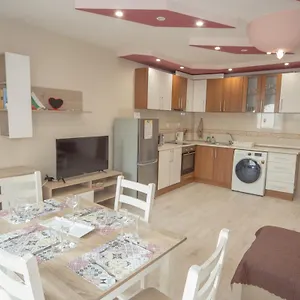 https://aleksapart.sozopol-hotels.com